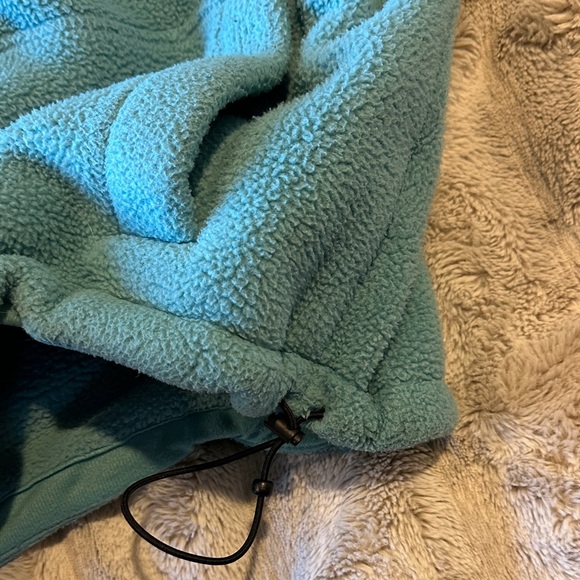 The North Face Aqua Fleece Hoodie - Picture 4 of 8